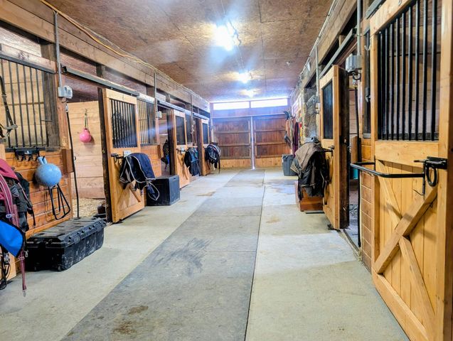 40 Dunbarton Center Road, Bow, NH 03304