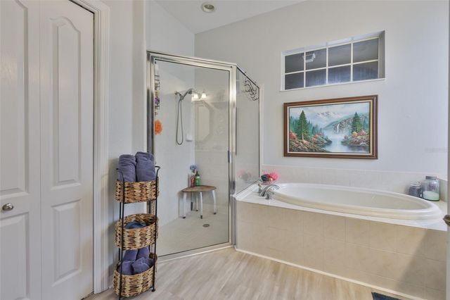 711 CAMELLIA GREEN DRIVE, Sun City Center, FL 33573