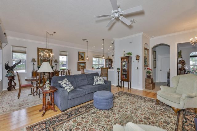 711 CAMELLIA GREEN DRIVE, Sun City Center, FL 33573