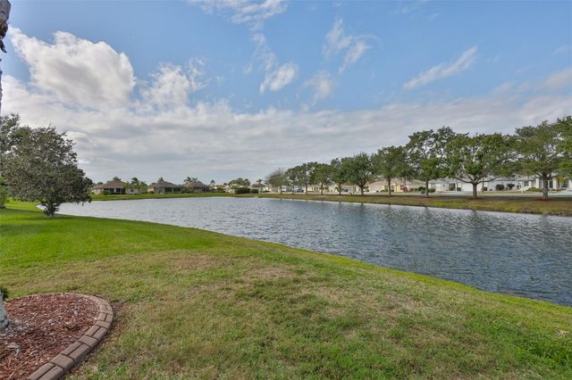 711 CAMELLIA GREEN DRIVE, Sun City Center, FL 33573