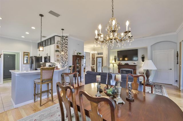 711 CAMELLIA GREEN DRIVE, Sun City Center, FL 33573