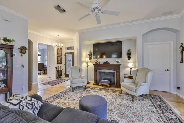 711 CAMELLIA GREEN DRIVE, Sun City Center, FL 33573