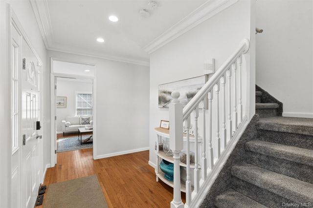 3935 Sound Avenue, Riverhead, NY 11901