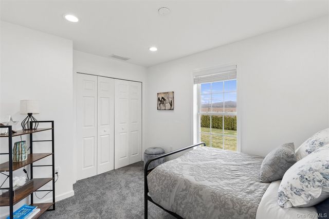 3935 Sound Avenue, Riverhead, NY 11901