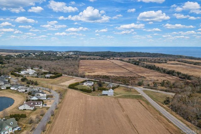 3935 Sound Avenue, Riverhead, NY 11901