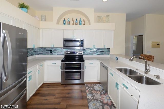 7996 Tiger Palm WAY, Fort Myers, FL 33966