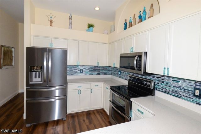 7996 Tiger Palm WAY, Fort Myers, FL 33966