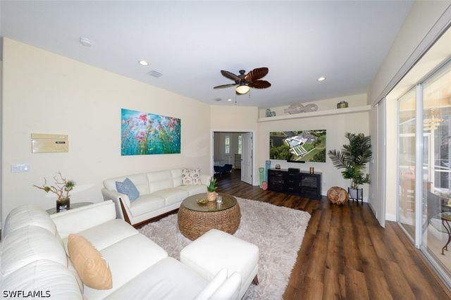 7996 Tiger Palm WAY, Fort Myers, FL 33966