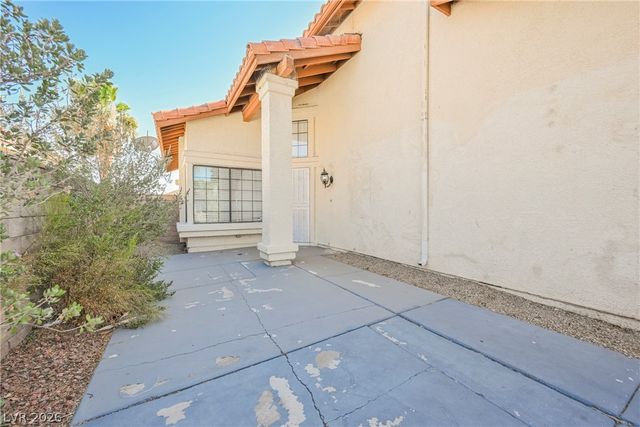 7401 Coffeyville Avenue, Las Vegas, NV 89147