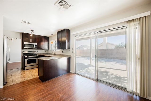 7401 Coffeyville Avenue, Las Vegas, NV 89147