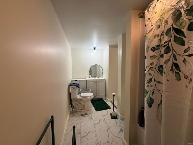 11491 W 875 S, Owensville, IN 47665