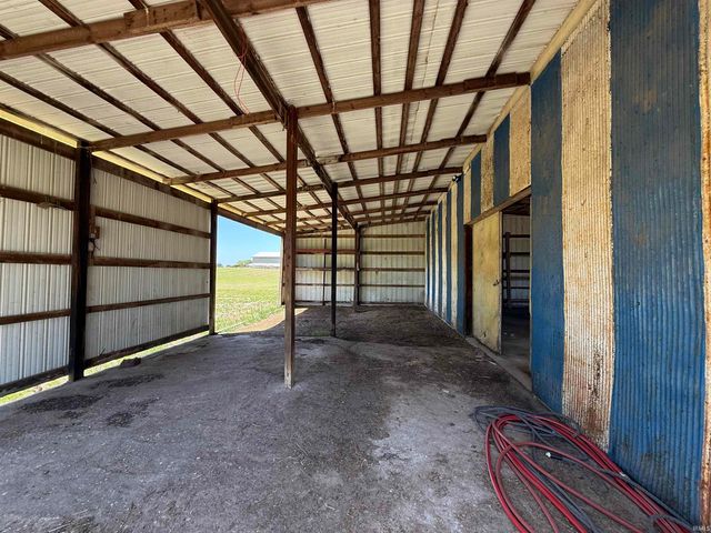 11491 W 875 S, Owensville, IN 47665
