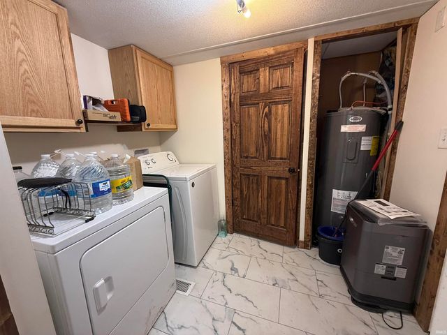 11491 W 875 S, Owensville, IN 47665