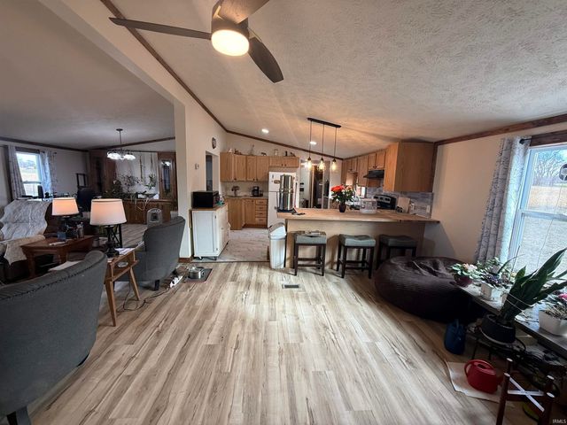 11491 W 875 S, Owensville, IN 47665