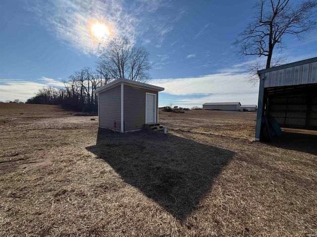 11491 W 875 S, Owensville, IN 47665