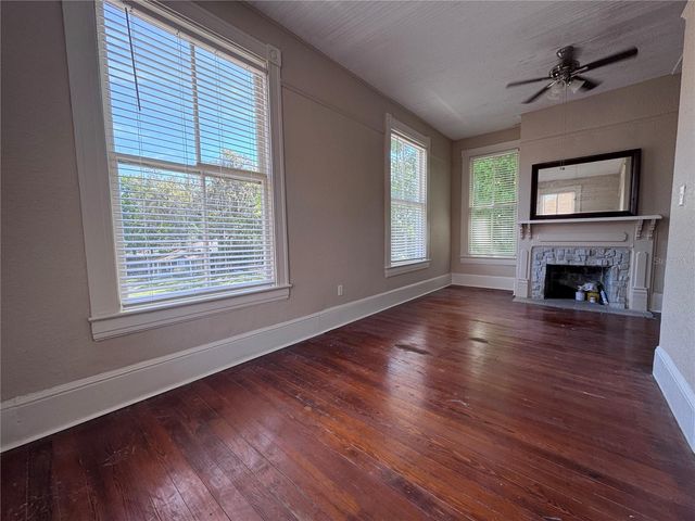 114 NE TUSCAWILLA AVENUE, Ocala, FL 34470