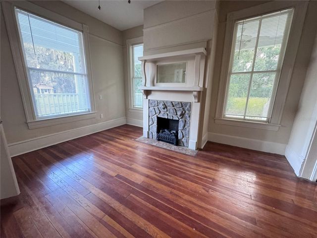 114 NE TUSCAWILLA AVENUE, Ocala, FL 34470