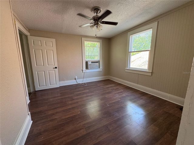 114 NE TUSCAWILLA AVENUE, Ocala, FL 34470