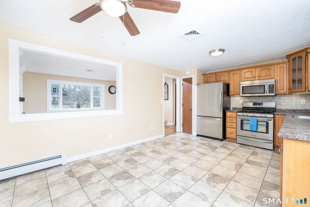 8 Still Field Road, Manchester, CT 06040