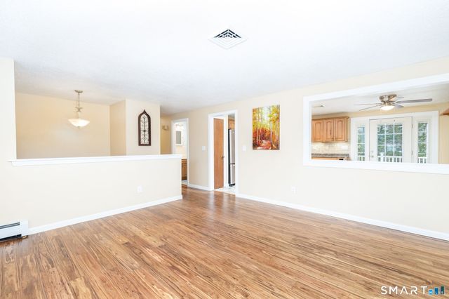 8 Still Field Road, Manchester, CT 06040