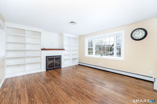 8 Still Field Road, Manchester, CT 06040