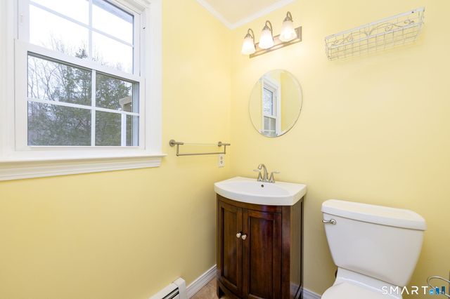 8 Still Field Road, Manchester, CT 06040