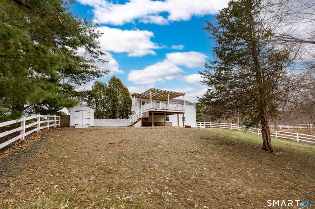 8 Still Field Road, Manchester, CT 06040