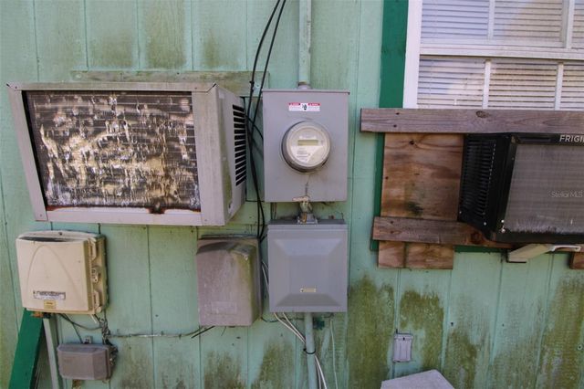 6212 N 45TH STREET, Tampa, FL 33610