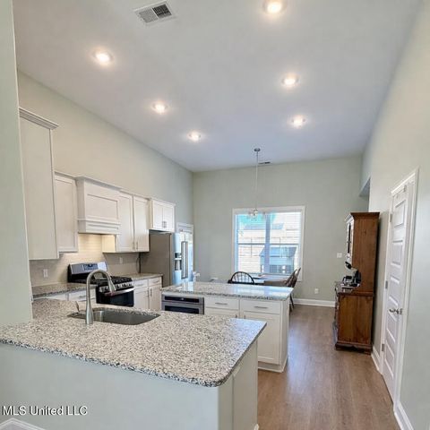 10238 March Meadows Way, Olive Branch, MS 38654