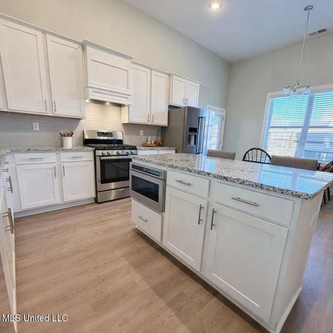 10238 March Meadows Way, Olive Branch, MS 38654