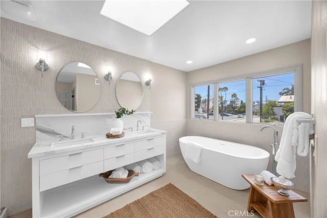 5894 E Appian, Long Beach, CA 90803