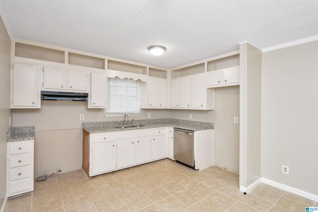 607 BASSWOOD DRIVE, Adamsville, AL 35005