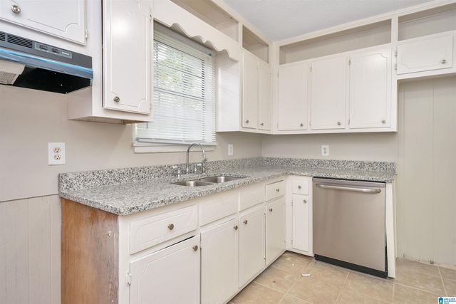 607 BASSWOOD DRIVE, Adamsville, AL 35005