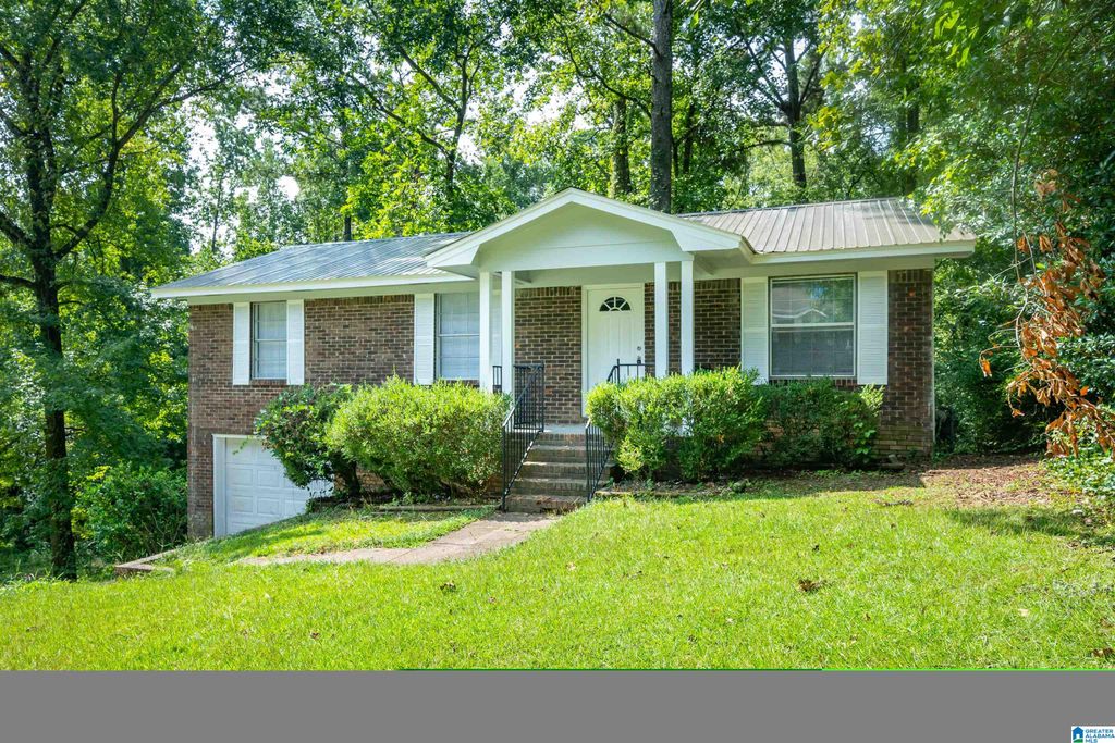 607 BASSWOOD DRIVE, Adamsville, AL 35005