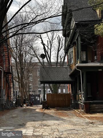 305 CHESTNUT AVE, Trenton, NJ 08609