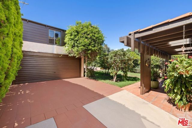 10461 Wilkins Avenue, Los Angeles, CA 90024