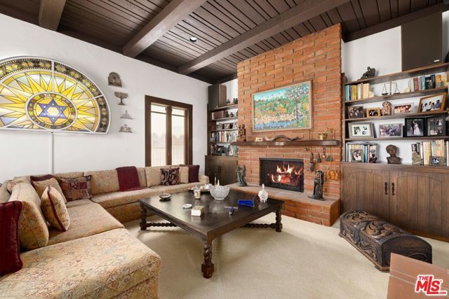 10461 Wilkins Avenue, Los Angeles, CA 90024