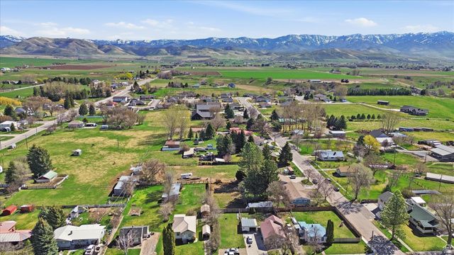 415 E 1ST, Preston, ID 83263