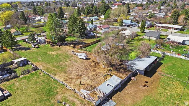 415 E 1ST, Preston, ID 83263