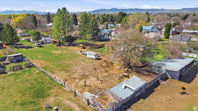 415 E 1ST, Preston, ID 83263