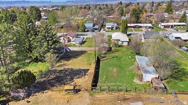 415 E 1ST, Preston, ID 83263