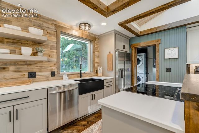 1460 Coyote Trail, Woodland Park, CO 80863