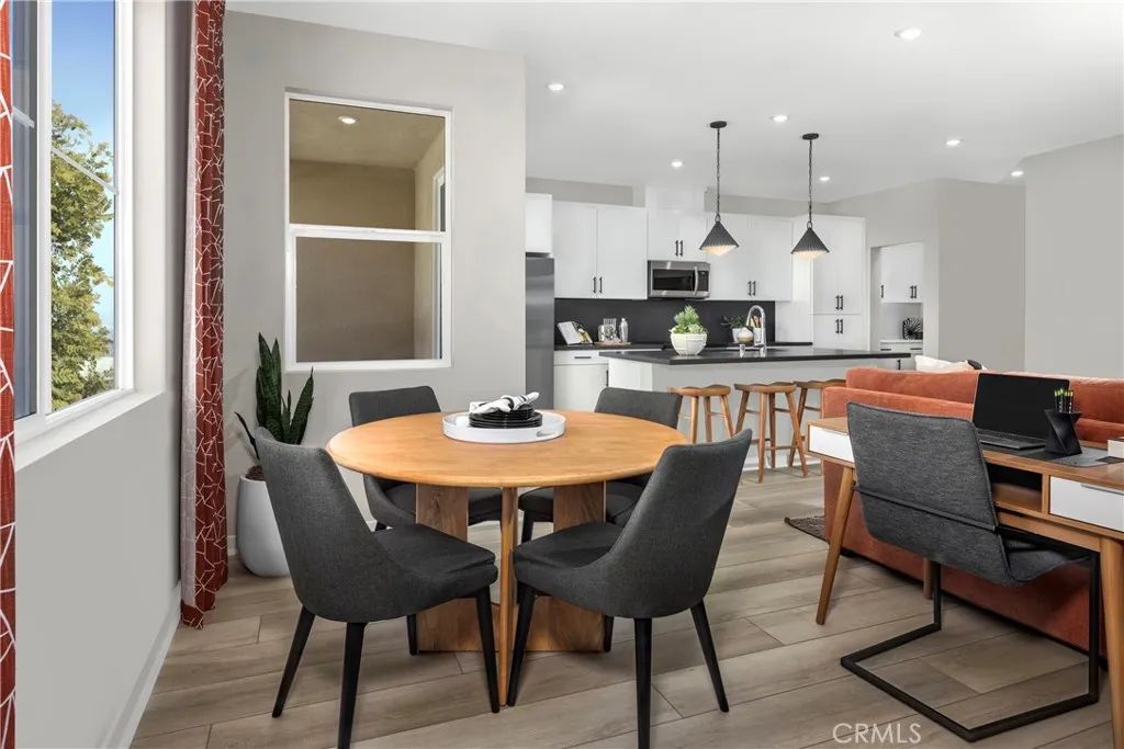 3681 W S. Eichler Paseo 3, Ontario, CA 91761