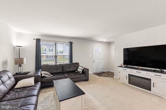 145 DURSLEY CIR, Middletown, VA 22645