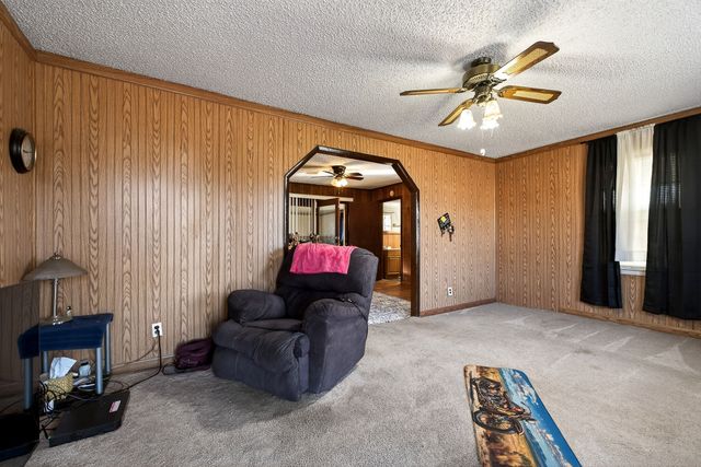 209 Pine Grove Rd, Smithville, TN 37166