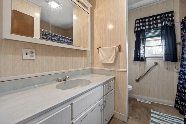 209 Pine Grove Rd, Smithville, TN 37166