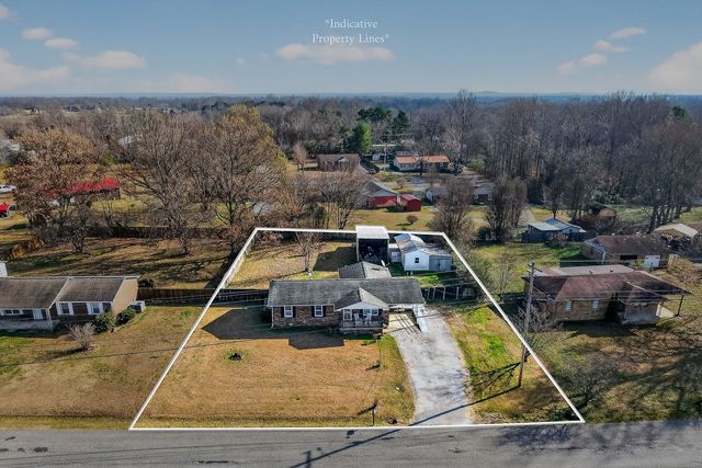 209 Pine Grove Rd, Smithville, TN 37166