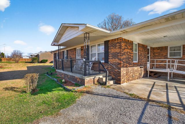 209 Pine Grove Rd, Smithville, TN 37166