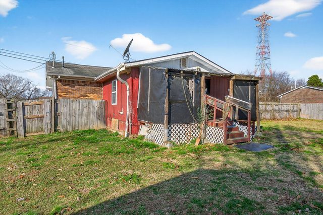 209 Pine Grove Rd, Smithville, TN 37166