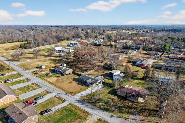 209 Pine Grove Rd, Smithville, TN 37166